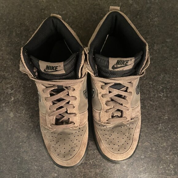 Nike Dunk High 'Dark Mushroom' - Size 6Y - Picture 6 of 9